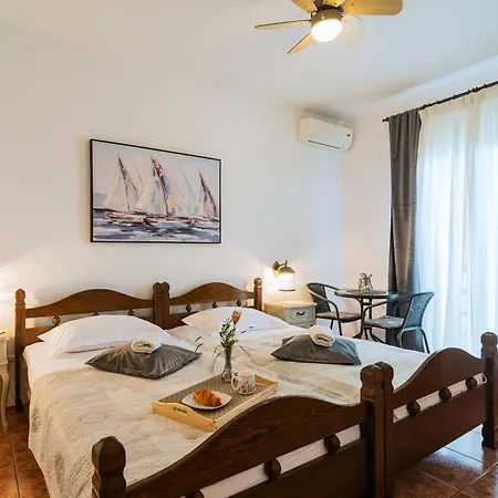 Vila Beachfront Ciovka *