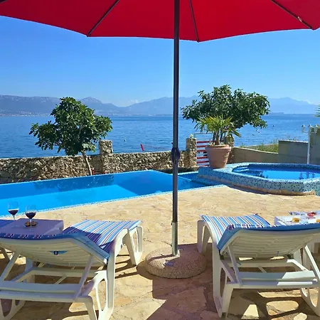 Vila Beachfront Ciovka Slatine