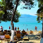 Beachfront Ciovka Vila *