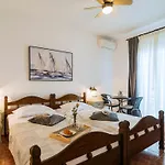 Vila Beachfront Ciovka *