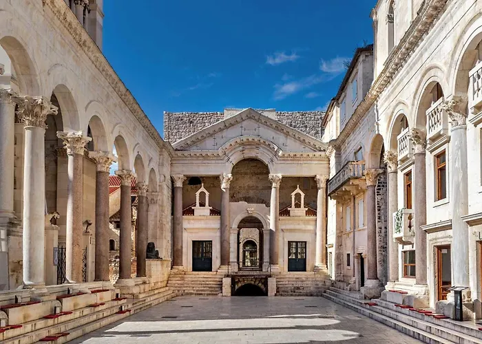 Beachfront Ciovka Slatine