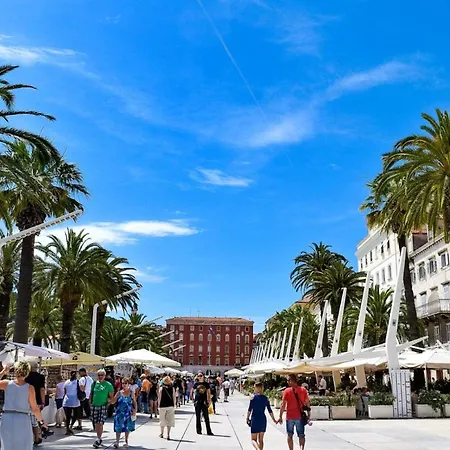 Beachfront Ciovka Villa