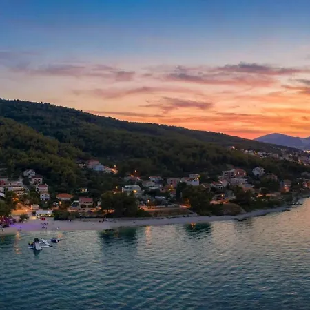 Beachfront Ciovka Villa Slatine
