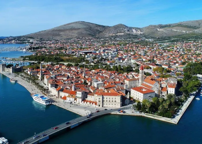 Villa Beachfront Ciovka Slatine