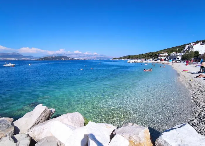Beachfront Ciovka Villa Slatine