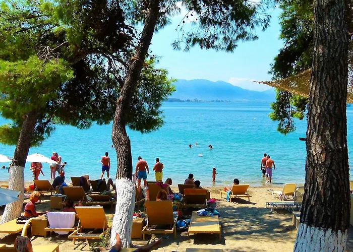 Beachfront Ciovka Villa *
