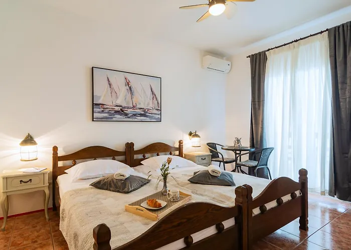 Villa Beachfront Ciovka *